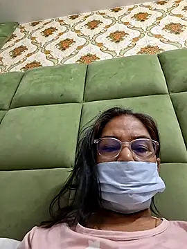 Shalini3456 online show from May 2026 09:50:02 AM