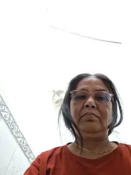 Shalini3456 online show from April 2026 07:45:01 PM
