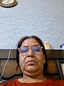 Shalini3456 online show from April 2026 06:12:02 PM