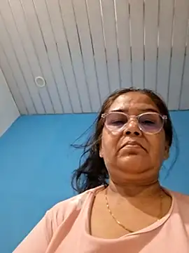 Shalini3456 online show from May 2026 03:48:02 PM