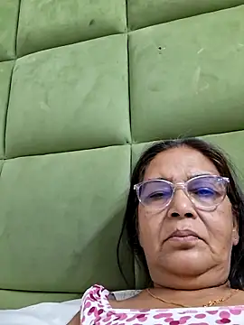 Shalini3456 online show from May 2026 02:22:02 AM