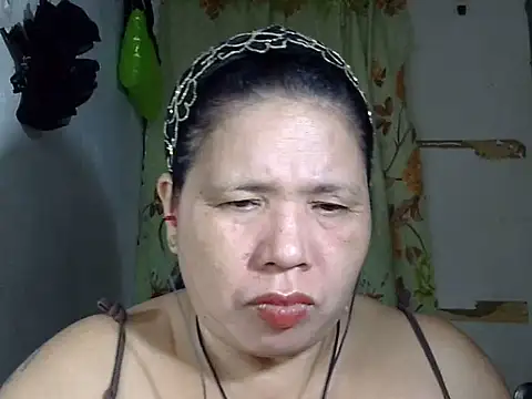 HottyCurlyPeanut online show from June 2026 03:10:02 PM