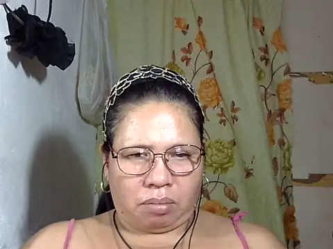 HottyCurlyPeanut online show from June 2026 06:51:02 AM