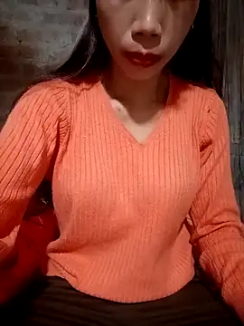 Elena Mia online show from April 2026 08:33:02 PM
