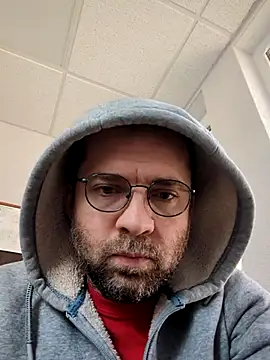 Snapshot of gayboyx77 chatting on April 2026 09:37:01 AM gayboyx77 online show from April 2026 09:37:01 AM