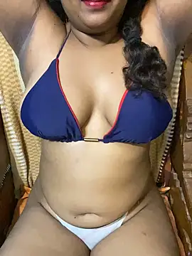 peacheypink online show from May 2026 07:53:01 PM