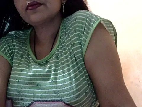 Sexy Mahekk online show from May 2026 03:43:01 PM