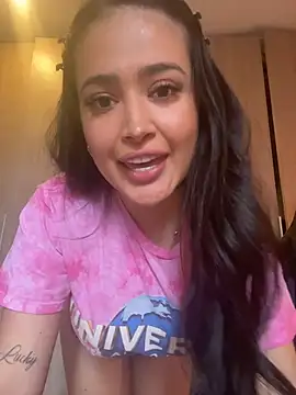 Sara fun online show from November 2025 07:07:02 PM