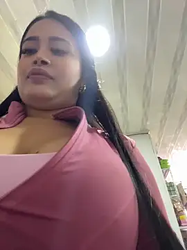 Snapshot of Sara_fun chatting on June 2026 05:08:01 PM Sara fun online show from June 2026 05:08:01 PM