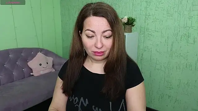 Zoe Zephyr online show from April 2026 05:33:01 AM