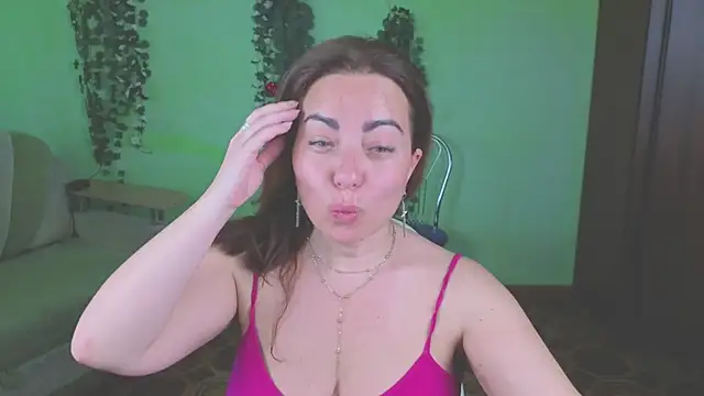 Zoe Zephyr online show from June 2026 05:37:02 AM