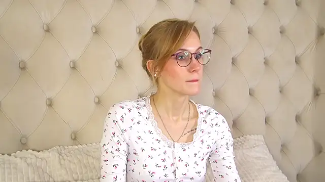 GraceHudsons online show from April 2026 04:08:02 AM