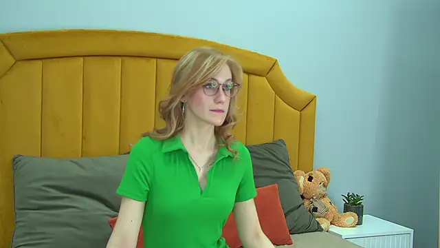 GraceHudsons online show from May 2026 04:21:02 AM