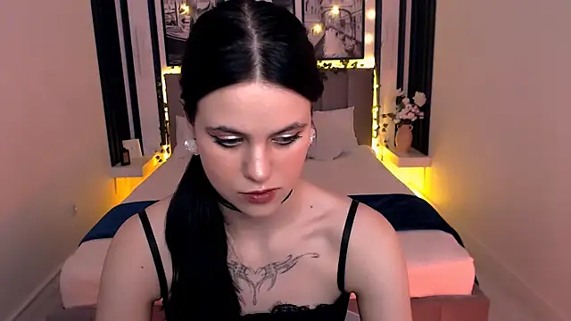  Scarlett Lee  online show from April 2026 11:22:02 AM