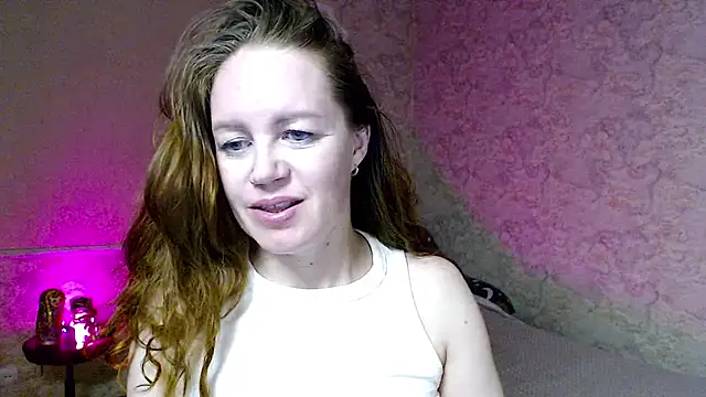 Snapshot of Fern_Lust chatting on July 2026 09:37:01 PM Fern Lust online show from July 2026 09:37:01 PM
