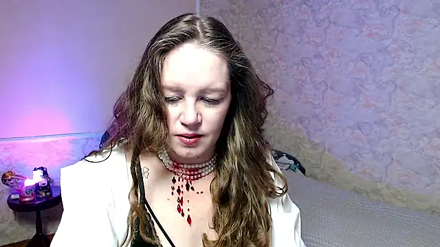Snapshot of Fern_Lust chatting on May 2026 12:00:01 PM Fern Lust online show from May 2026 12:00:01 PM
