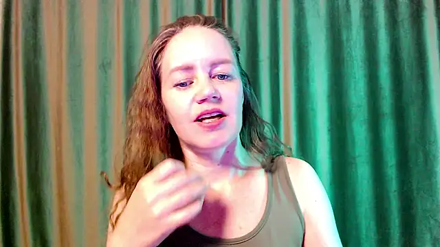 Snapshot of Fern_Lust chatting on April 2026 02:46:01 PM Fern Lust online show from April 2026 02:46:01 PM