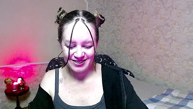 Snapshot of Fern_Lust chatting on May 2026 12:04:01 PM Fern Lust online show from May 2026 12:04:01 PM
