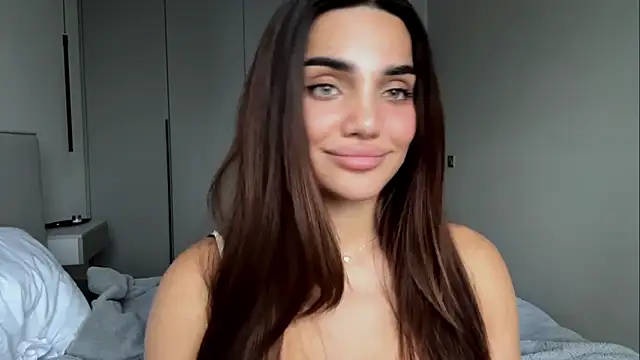 Snapshot of MelindaReny chatting on May 2026 02:45:01 PM MelindaReny online show from May 2026 02:45:01 PM