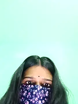 Cutie parul online show from April 2026 05:28:02 PM