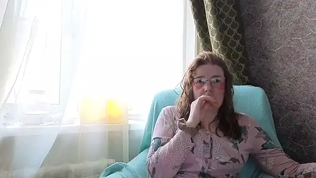 Snapshot of Miss_SandraX chatting on April 2026 11:24:01 AM Miss SandraX online show from April 2026 11:24:01 AM