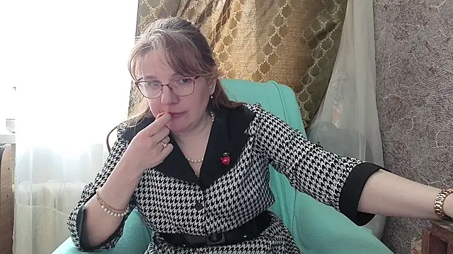 Snapshot of Miss_SandraX chatting on May 2026 03:18:02 PM Miss SandraX online show from May 2026 03:18:02 PM