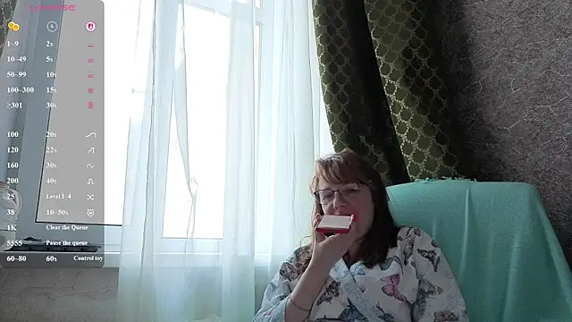 Snapshot of Miss_SandraX chatting on May 2026 04:54:02 PM Miss SandraX online show from May 2026 04:54:02 PM