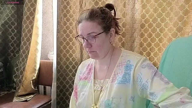 Snapshot of Miss_SandraX chatting on May 2026 11:35:01 AM Miss SandraX online show from May 2026 11:35:01 AM