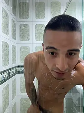 willclayy online show from May 2026 07:24:02 PM