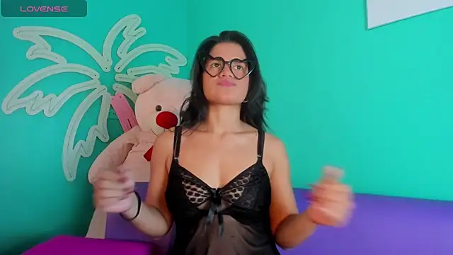 Marilyn Mulata online show from April 2026 06:50:01 PM