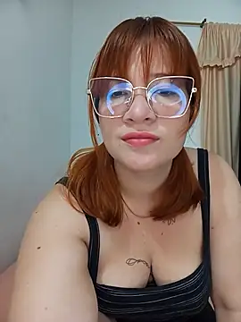 Curves Nina online show from June 2026 07:30:02 PM