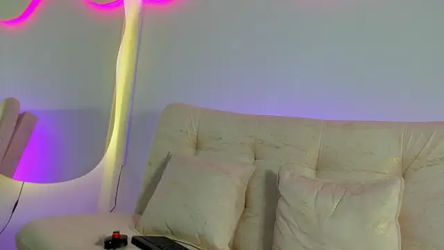 VenusBlazzer online show from April 2026 02:02:01 PM