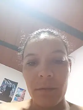 LunaArias online show from May 2026 02:23:01 PM