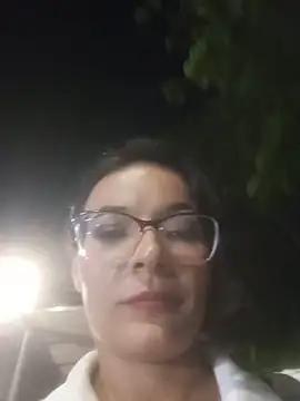 Snapshot of LunaArias chatting on June 2026 02:39:01 AM LunaArias online show from June 2026 02:39:01 AM