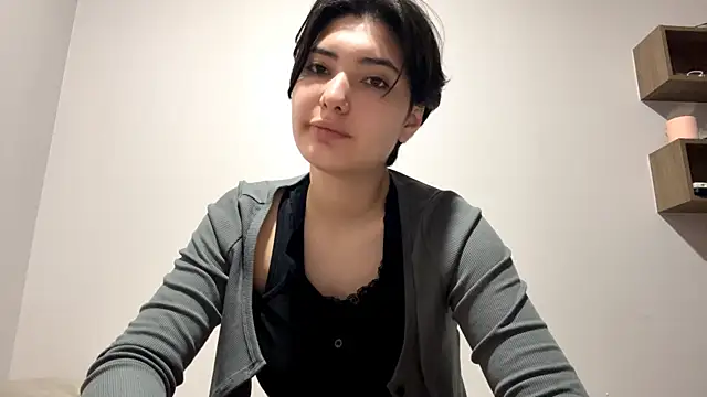 CarliSatunas online show from April 2026 02:53:01 PM