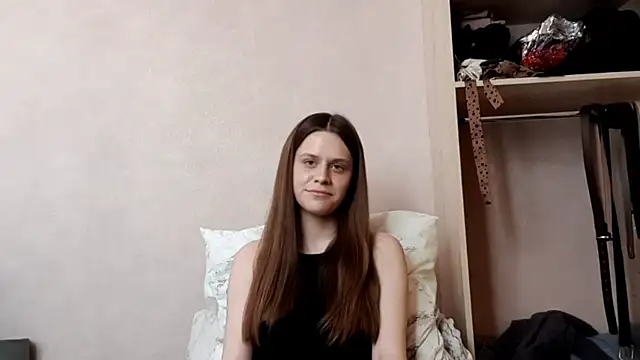 Snapshot of CyberLush chatting on April 2026 07:09:02 AM CyberLush online show from April 2026 07:09:02 AM