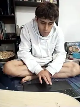 AoA-BoyStudent online show from April 2026 07:58:02 PM