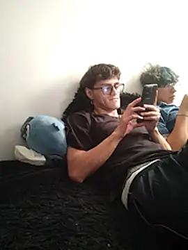 AoA-BoyStudent online show from April 2026 06:10:01 PM