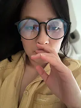 Faye-baby online show from April 2026 02:02:02 AM