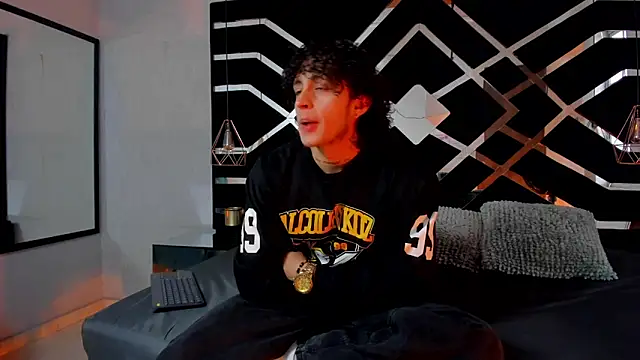 JayTaylorr online show from May 2026 11:30:02 AM