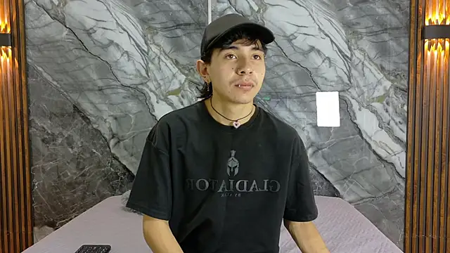 NoahWalker   online show from May 2026 11:03:02 AM