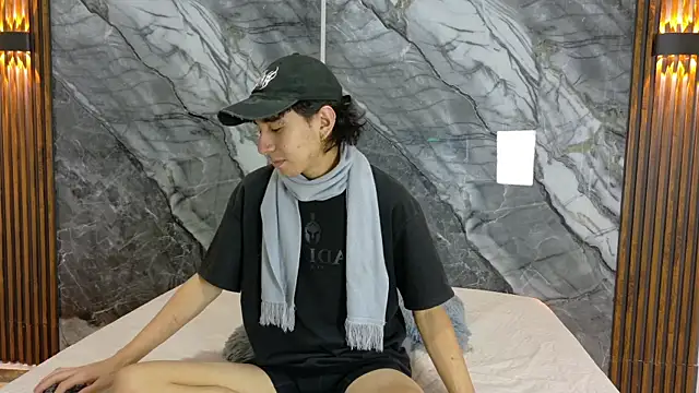 NoahWalker   online show from May 2026 11:07:01 AM