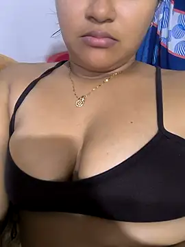 reinamas18 online show from May 2026 03:25:02 AM