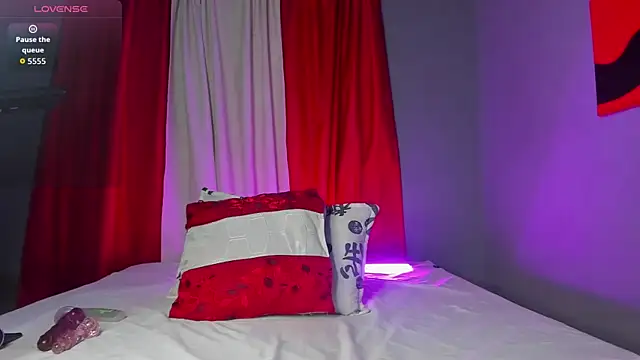 Snapshot of BunnyThompson chatting on July 2026 05:24:02 PM BunnyThompson online show from July 2026 05:24:02 PM