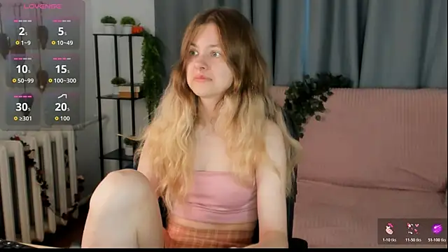 Glitch Doll online show from June 2026 06:13:02 AM