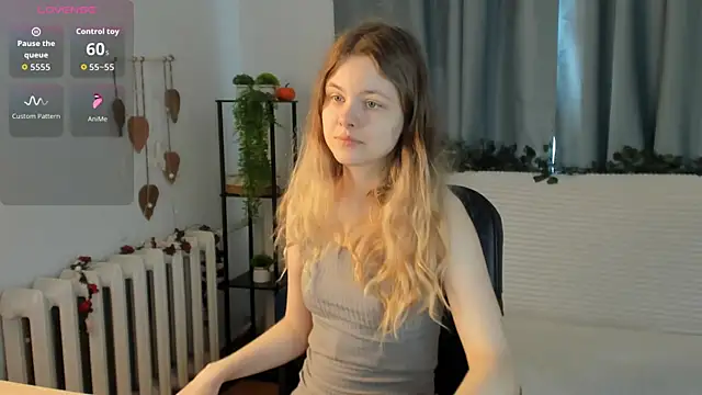 Glitch Doll online show from May 2026 05:11:02 AM