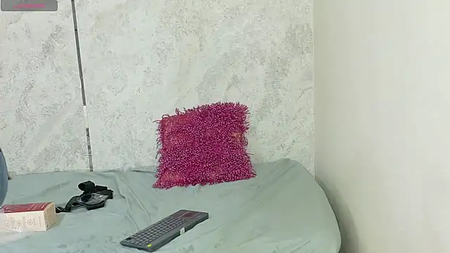 taylor gil0 online show from May 2026 12:59:01 PM