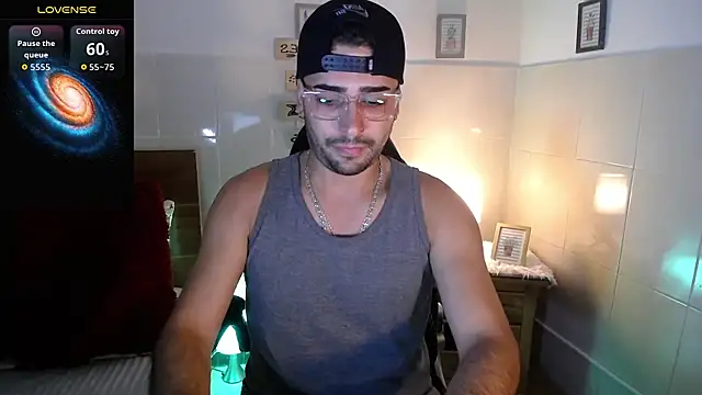 Snapshot of andders_ chatting on May 2026 12:41:01 AM andders online show from May 2026 12:41:01 AM