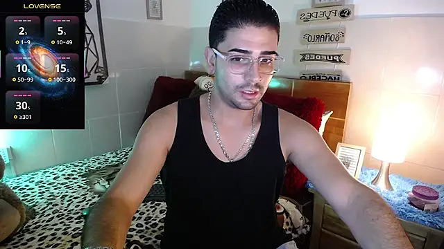 Snapshot of andders_ chatting on June 2026 01:54:01 AM andders online show from June 2026 01:54:01 AM