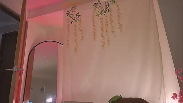 Lilith  Adan online show from May 2026 02:45:01 PM